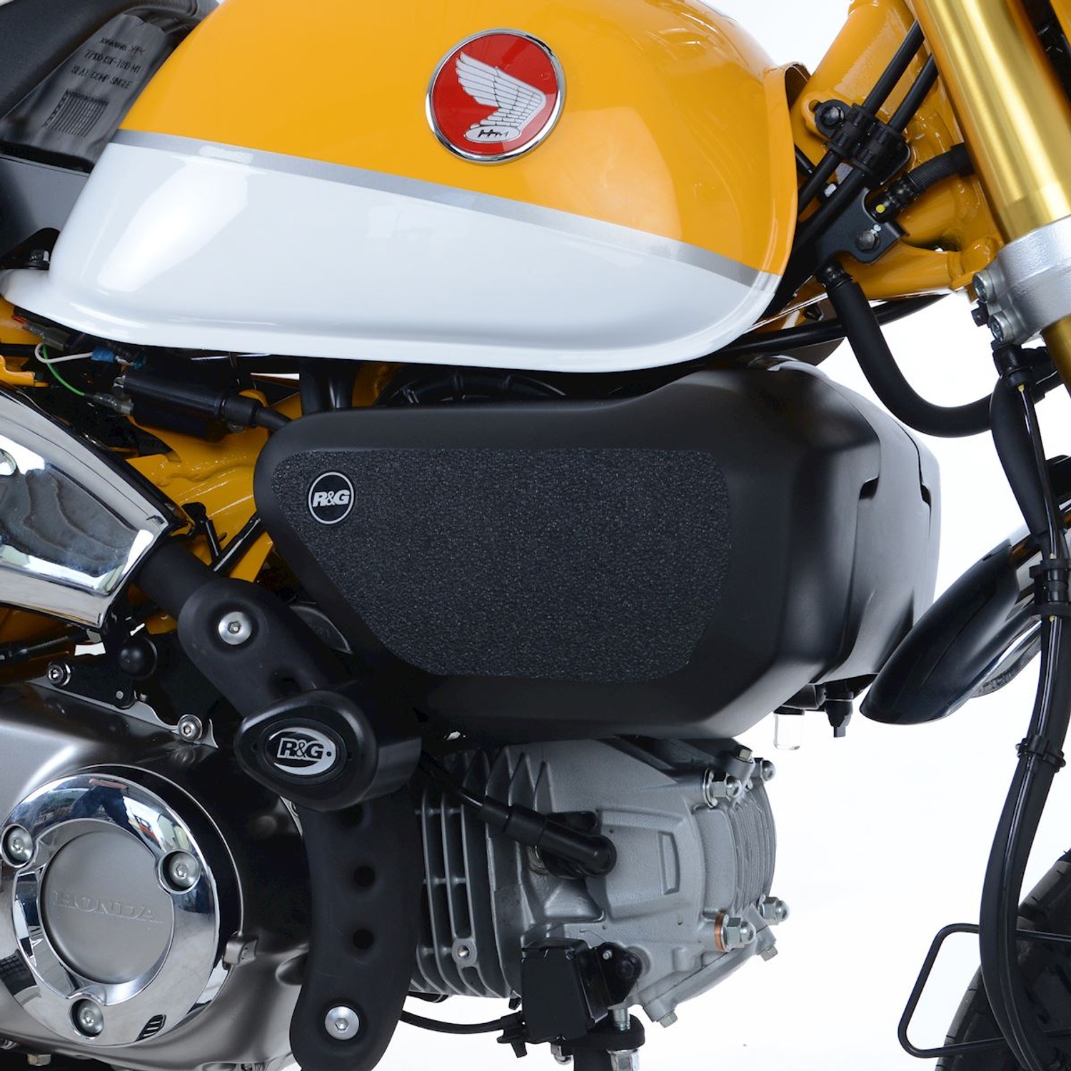 R&G Racing Tank Traction 2-Grip Kit for the Honda MONKEY '18-'21 R&G Racing Tank Traction 2-Grip Kit for the Honda MONKEY '18-'21